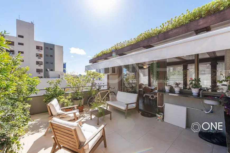 Foto 1 de Apartamento com 2 Quartos à venda, 124m² em Rio Branco, Porto Alegre