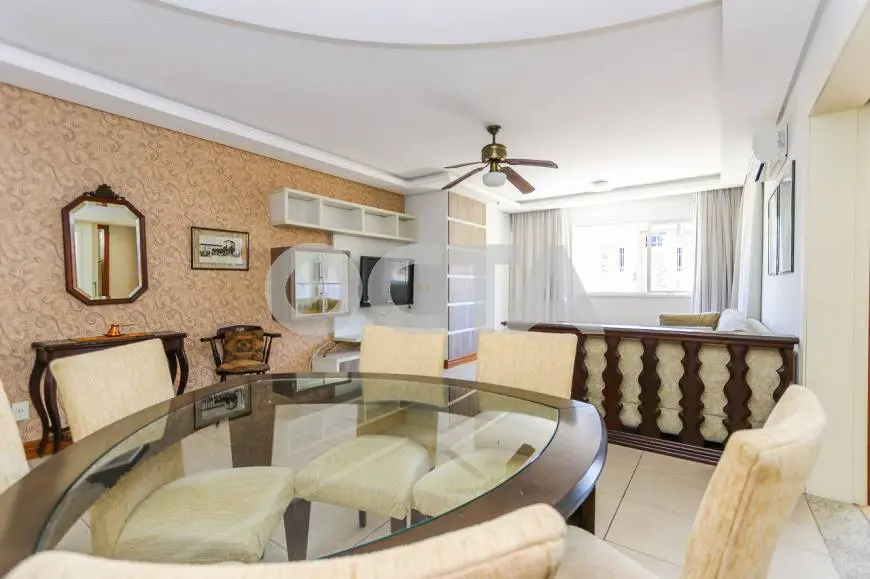 Foto 3 de Apartamento com 3 Quartos para alugar, 106m² em Auxiliadora, Porto Alegre