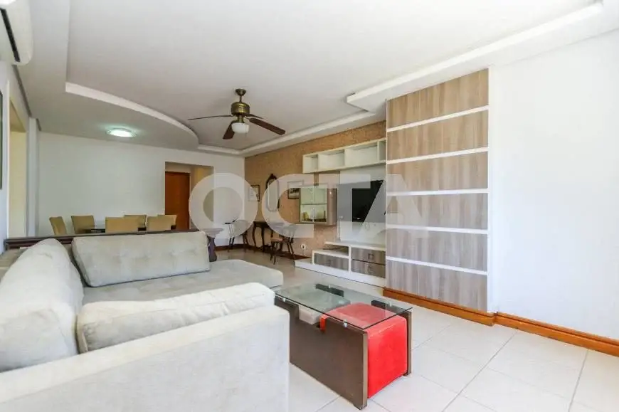 Foto 4 de Apartamento com 3 Quartos para alugar, 106m² em Auxiliadora, Porto Alegre