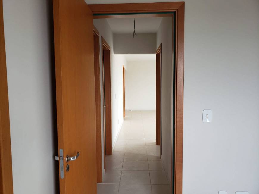 Foto 2 de Apartamento com 3 Quartos à venda, 102m² em Bandeirantes, Cuiabá