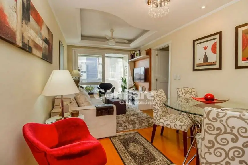 Foto 1 de Apartamento com 3 Quartos à venda, 78m² em Chácara das Pedras, Porto Alegre