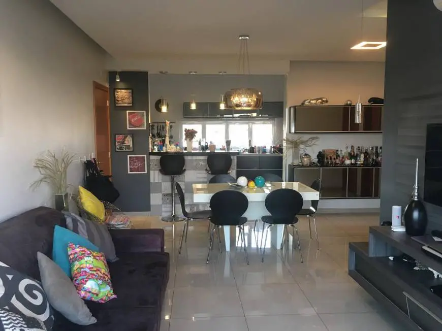 Foto 2 de Apartamento com 3 Quartos para alugar, 121m² em Jardim Irajá, Ribeirão Preto