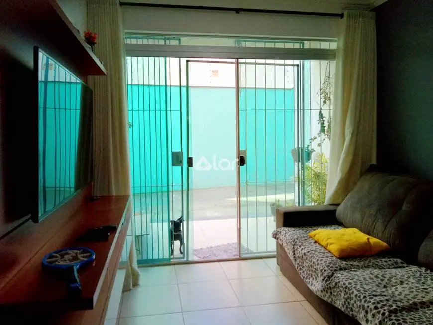Foto 1 de Apartamento com 3 Quartos à venda, 10m² em Vila Clóris, Belo Horizonte