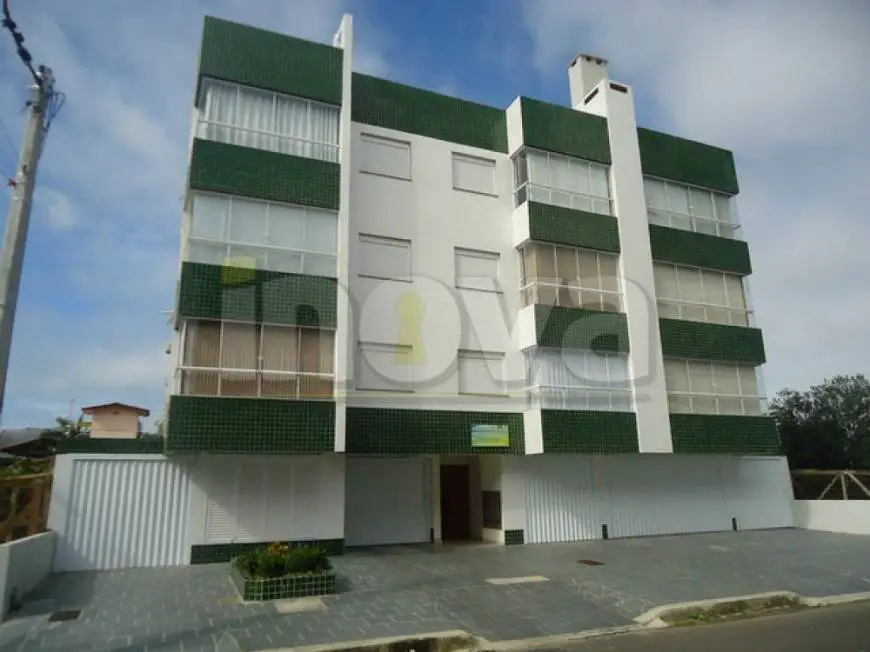 Foto 1 de Apartamento com 4 Quartos à venda, 128m² em Centro, Tramandaí
