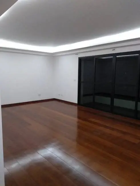 Foto 1 de Apartamento com 4 Quartos à venda, 220m² em Vila Regente Feijó, São Paulo
