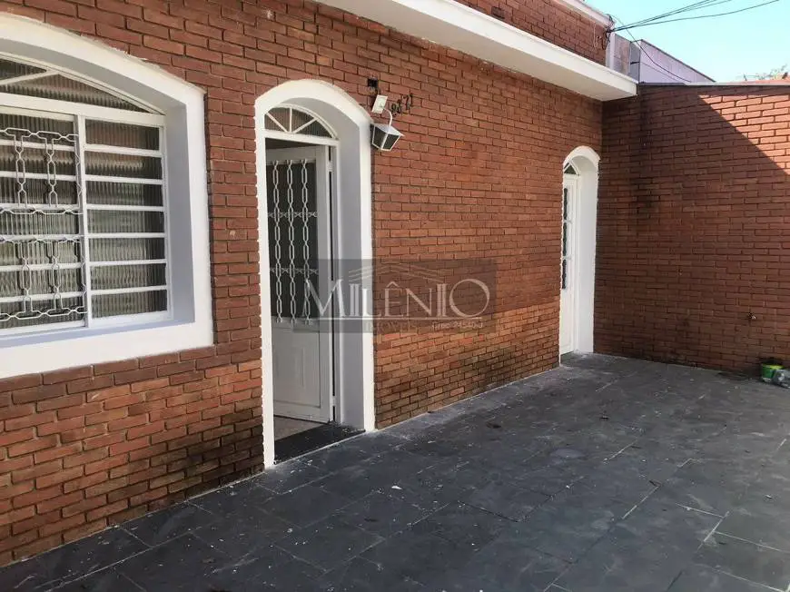 Foto 1 de Casa com 2 Quartos para alugar, 180m² em Planalto Paulista, São Paulo