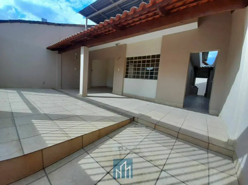 Foto 1 de Casa com 3 Quartos à venda, 120m² em Bom Pastor, Divinópolis
