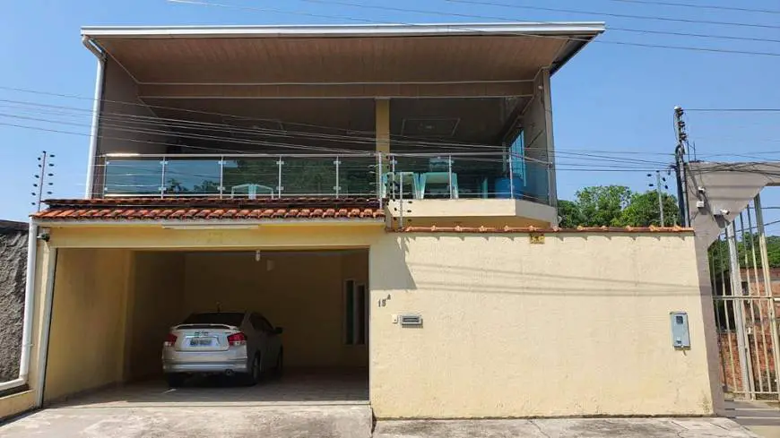 Foto 1 de Casa com 3 Quartos para venda ou aluguel, 300m² em Flores, Manaus