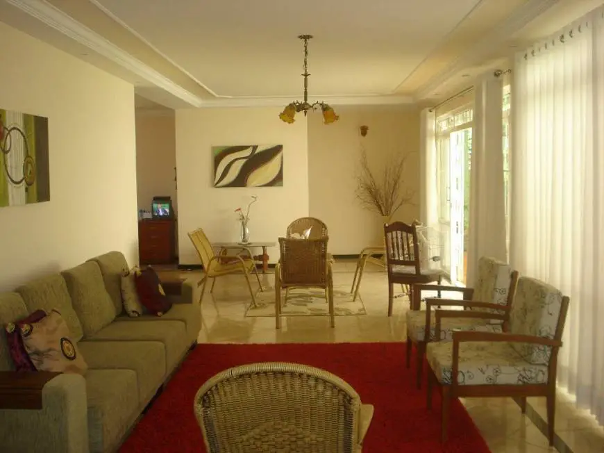 Foto 1 de Casa com 3 Quartos à venda, 210m² em Jardim Macedo, Ribeirão Preto