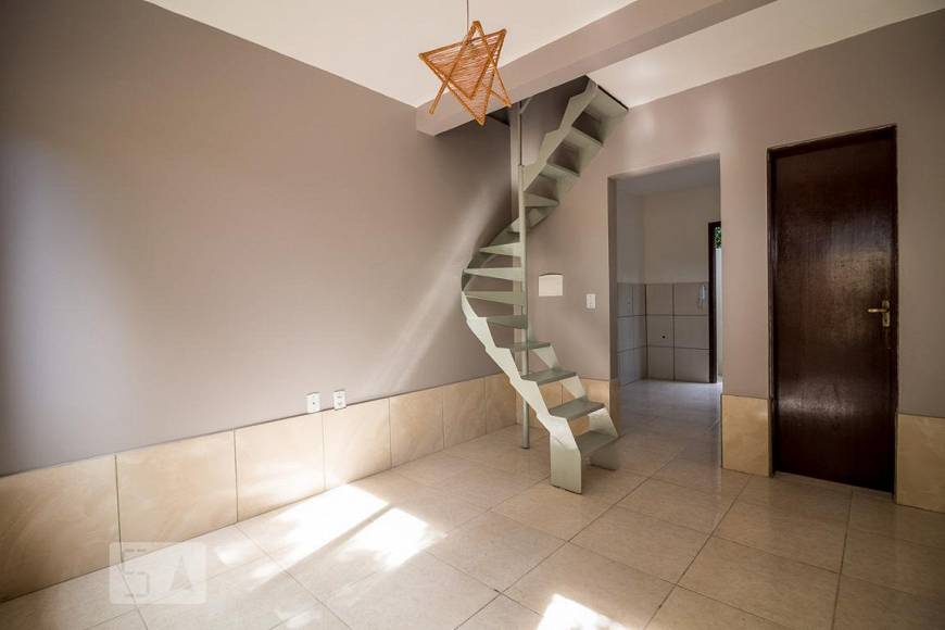 Foto 1 de Casa de Condomínio com 2 Quartos para alugar, 46m² em Santa Tereza, Porto Alegre