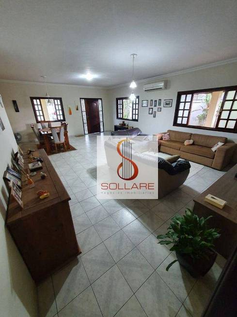 Foto 2 de Casa de Condomínio com 4 Quartos à venda, 480m² em Parque Mirante Do Vale, Jacareí