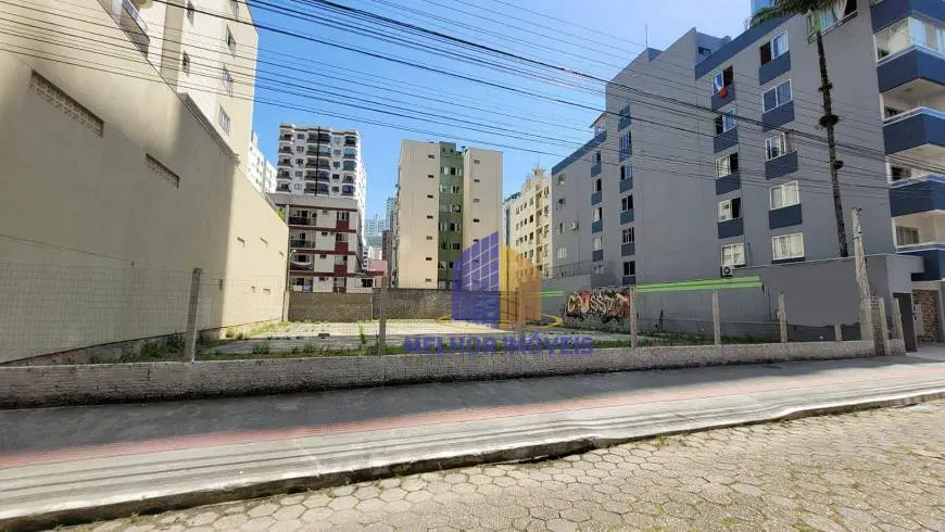 Foto 1 de Lote/Terreno para alugar, 756m² em Centro, Balneário Camboriú