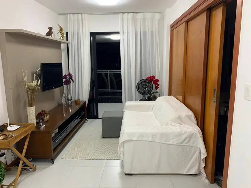 Foto 1 de Apartamento com 1 Quarto à venda, 53m² em Caminho Das Árvores, Salvador