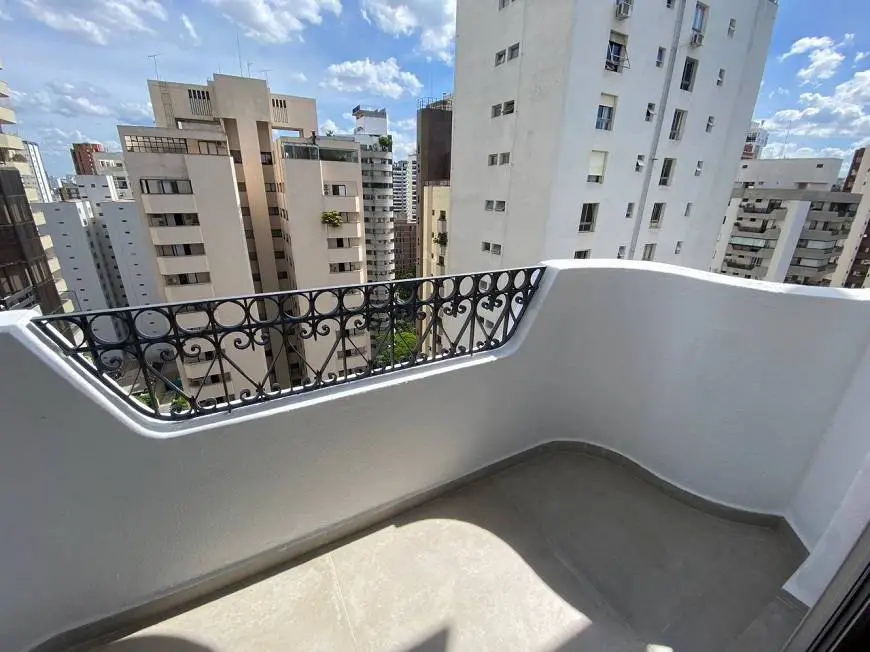 Foto 1 de Apartamento com 2 Quartos para alugar, 92m² em Indianópolis, São Paulo