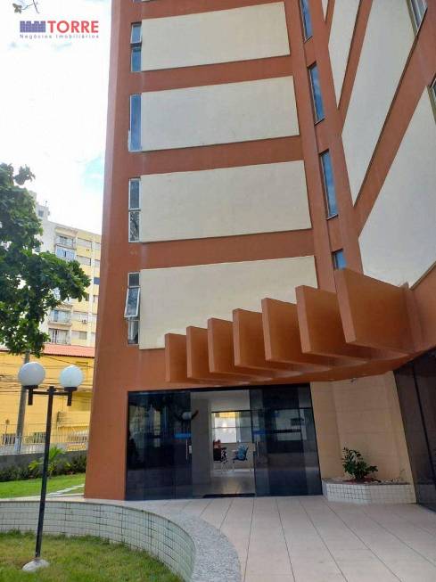 Foto 2 de Apartamento com 2 Quartos à venda, 75m² em Pituba, Salvador