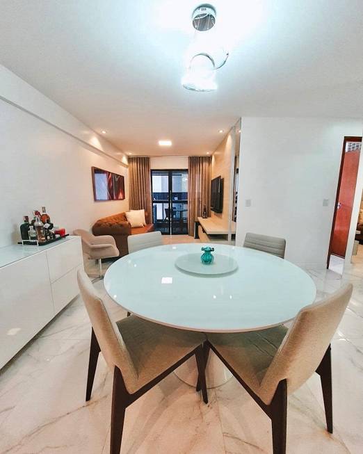 Foto 3 de Apartamento com 2 Quartos à venda, 66m² em Ponta Verde, Maceió
