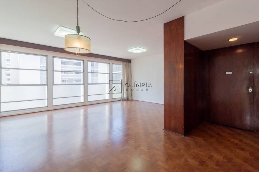 Foto 1 de Apartamento com 3 Quartos para alugar, 150m² em Bela Vista, São Paulo