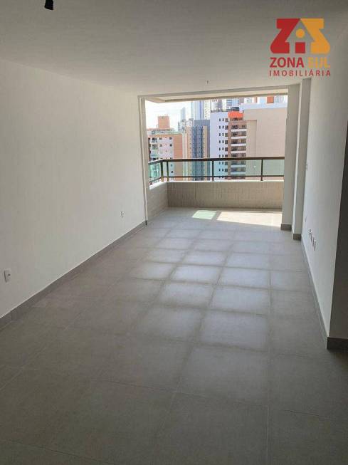 Foto 3 de Apartamento com 3 Quartos à venda, 95m² em Cabo Branco, João Pessoa