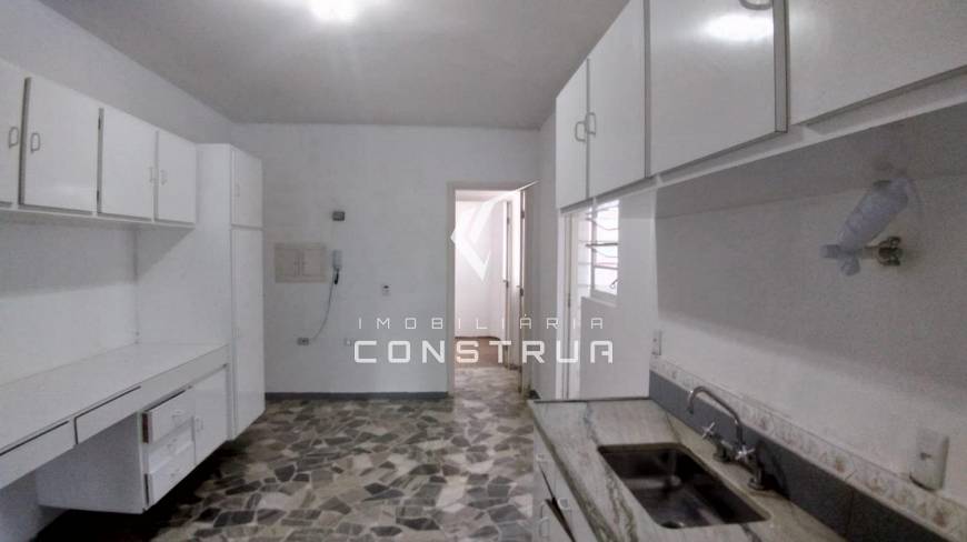 Foto 2 de Apartamento com 3 Quartos para alugar, 205m² em Cambuí, Campinas