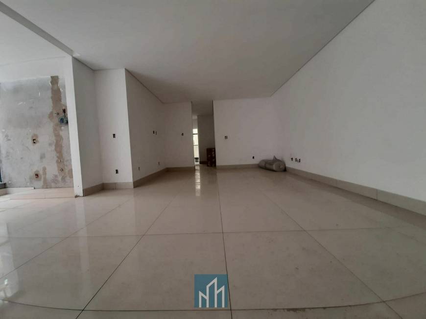 Foto 2 de Apartamento com 3 Quartos à venda, 135m² em Centro, Divinópolis