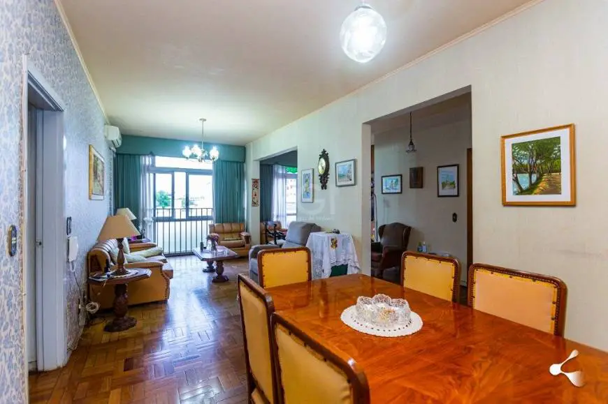 Foto 3 de Apartamento com 3 Quartos à venda, 130m² em Menino Deus, Porto Alegre
