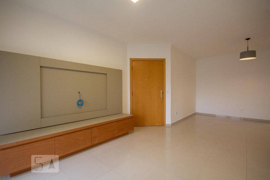 Foto 2 de Apartamento com 3 Quartos para alugar, 110m² em Morumbi, São Paulo