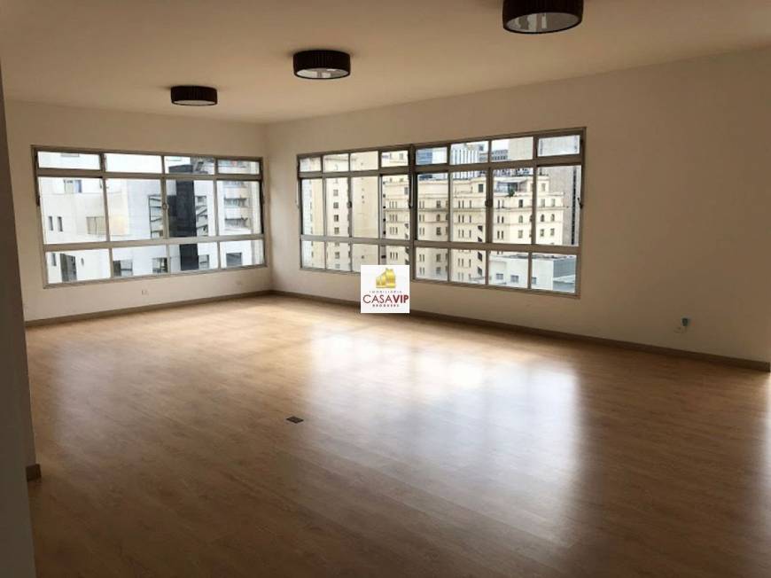 Foto 3 de Apartamento com 4 Quartos à venda, 340m² em Bela Vista, São Paulo