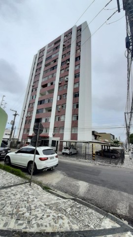 Foto 1 de Apartamento com 4 Quartos à venda, 104m² em Grageru, Aracaju