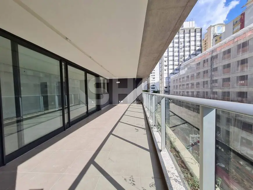 Foto 4 de Apartamento com 4 Quartos à venda, 266m² em Jardins, São Paulo