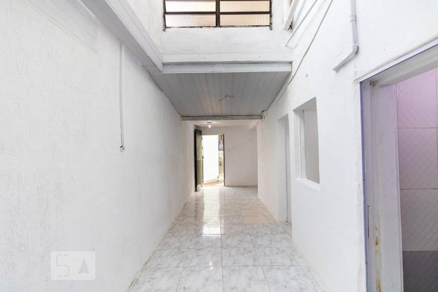 Foto 1 de Casa com 1 Quarto para alugar, 30m² em Vila Gustavo, São Paulo