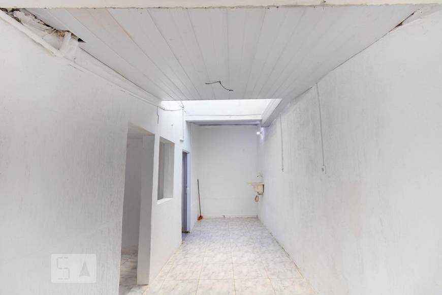 Foto 2 de Casa com 1 Quarto para alugar, 30m² em Vila Gustavo, São Paulo