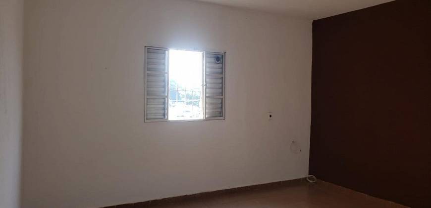 Foto 3 de Casa com 2 Quartos para alugar, 45m² em Vila Medeiros, São Paulo
