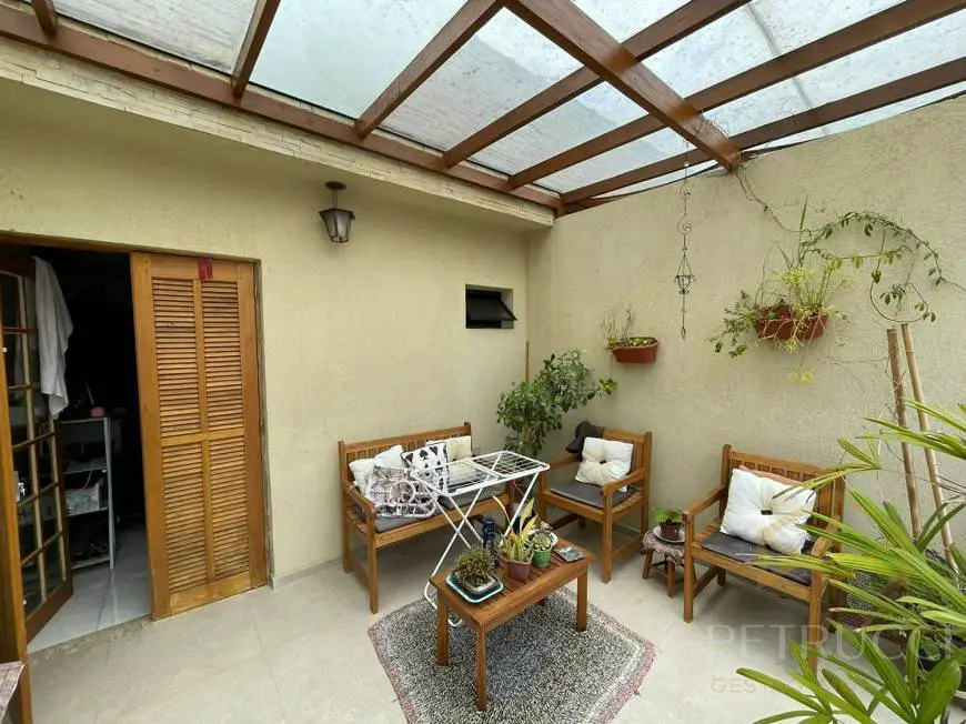 Foto 4 de Casa com 2 Quartos à venda, 63m² em Vila Ré, São Paulo