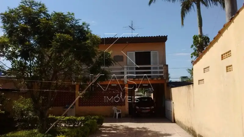 Foto 1 de Casa com 3 Quartos à venda, 400m² em Fátima, Canoas