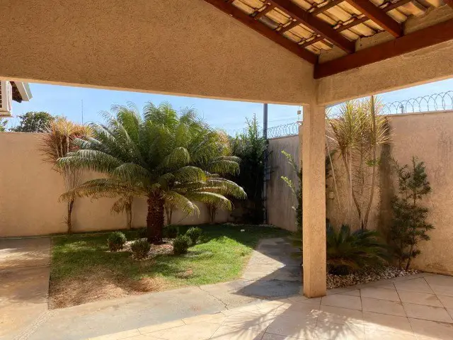 Foto 2 de Casa com 3 Quartos à venda, 250m² em Guanandi II, Campo Grande
