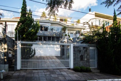Foto 2 de Casa com 3 Quartos à venda, 399m² em Nonoai, Porto Alegre