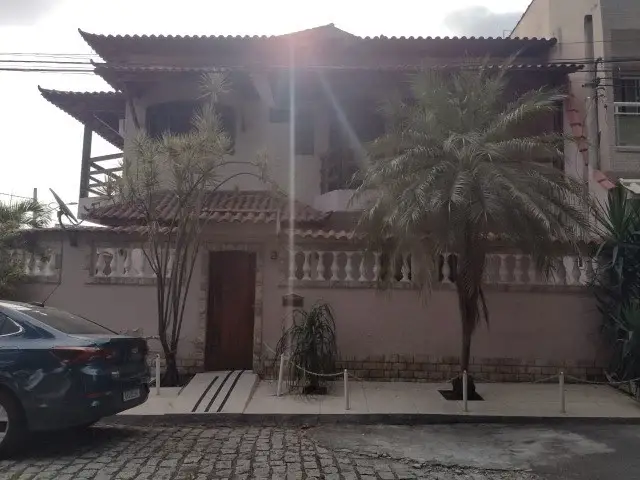 Foto 1 de Casa com 3 Quartos à venda, 245m² em Padre Miguel, Rio de Janeiro