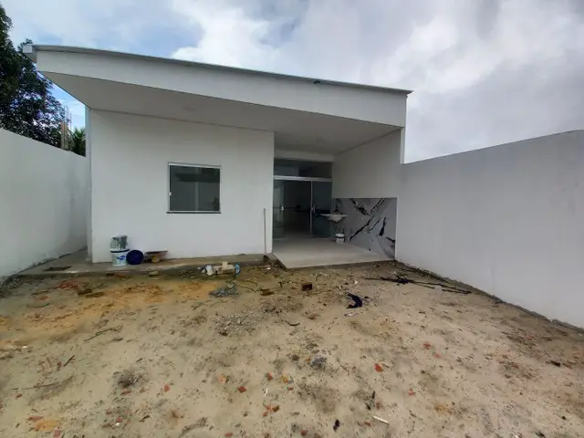 Foto 2 de Casa com 3 Quartos à venda, 90m² em Parque Dez de Novembro, Manaus