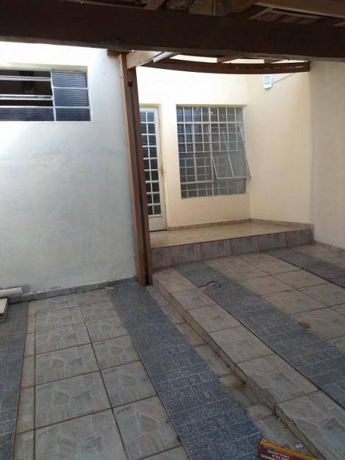 Foto 2 de Casa com 3 Quartos à venda, 100m² em São Luiz, Itu