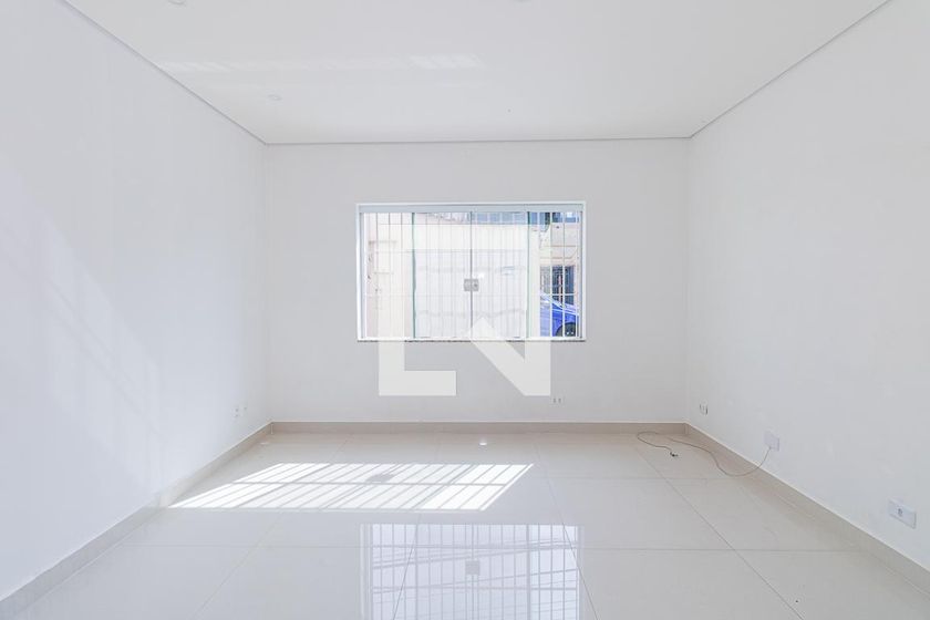 Foto 1 de Casa com 3 Quartos para alugar, 105m² em Vila Gustavo, São Paulo