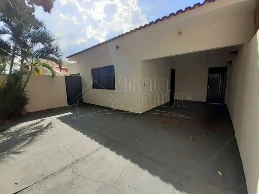 Foto 2 de Casa com 3 Quartos para alugar, 182m² em Vila Sedenho, Araraquara