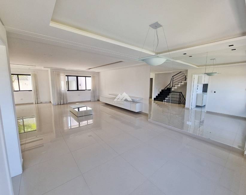 Foto 1 de Casa de Condomínio com 3 Quartos à venda, 310m² em Santa Quitéria, Curitiba