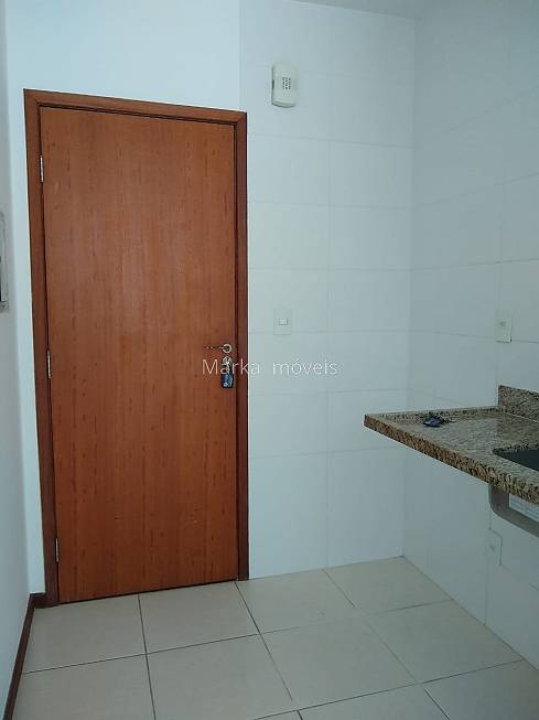 Foto 3 de Kitnet com 1 Quarto para venda ou aluguel, 28m² em Centro, Juiz de Fora