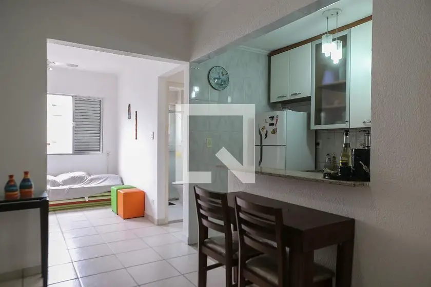Foto 4 de Apartamento com 1 Quarto para alugar, 38m² em Gonzaga, Santos