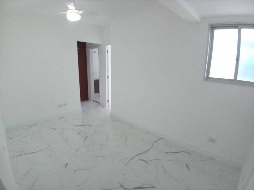 Foto 1 de Apartamento com 1 Quarto para alugar, 43m² em Gonzaga, Santos