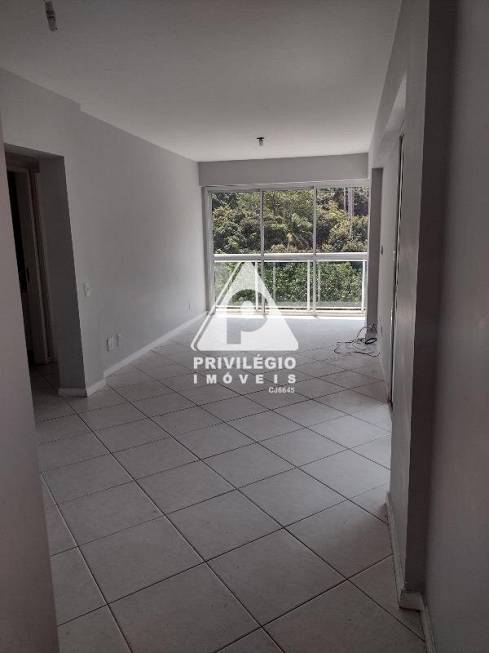Foto 1 de Apartamento com 2 Quartos à venda, 116m² em Lagoa, Rio de Janeiro