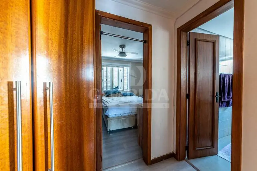 Foto 4 de Apartamento com 2 Quartos à venda, 96m² em São João, Porto Alegre
