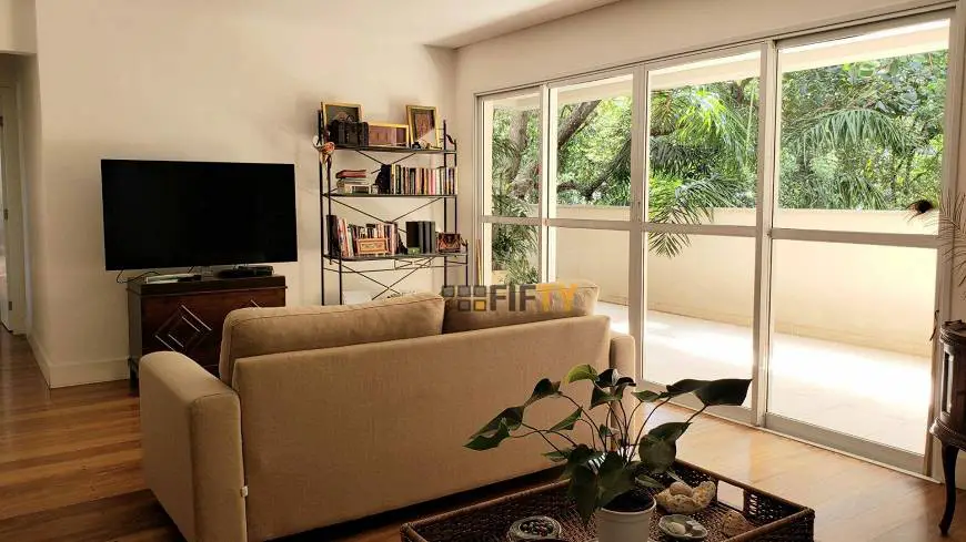 Foto 3 de Apartamento com 3 Quartos à venda, 234m² em Alto Da Boa Vista, São Paulo