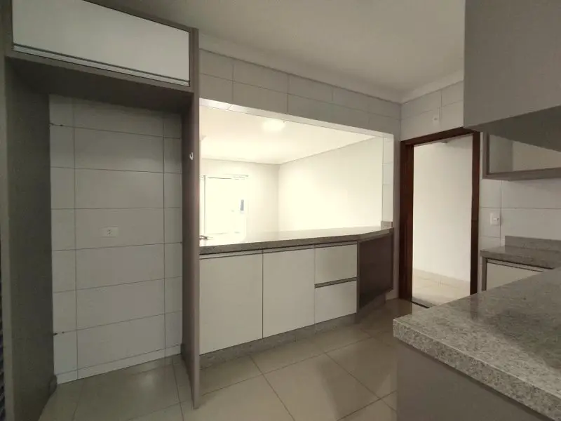 Foto 4 de Apartamento com 3 Quartos para venda ou aluguel, 111m² em Centro, Maringá