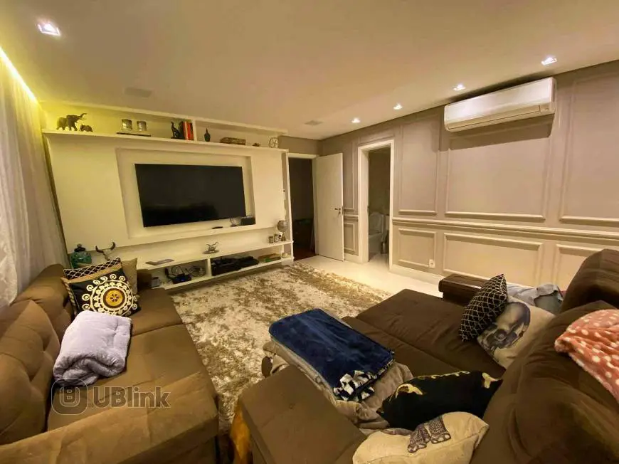 Foto 3 de Apartamento com 3 Quartos para alugar, 141m² em Jardim Monte Kemel, São Paulo